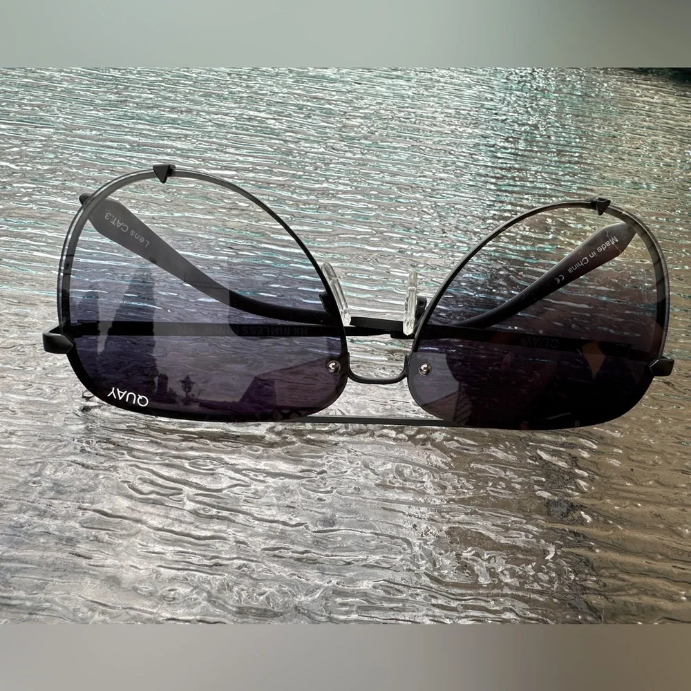 Quay High Key Rimless Mini 126 - Picture 4 of 7